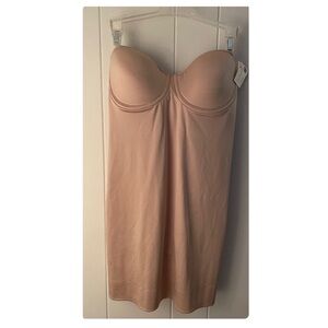 TC Fine strapless & convertible body briefer shaper slip